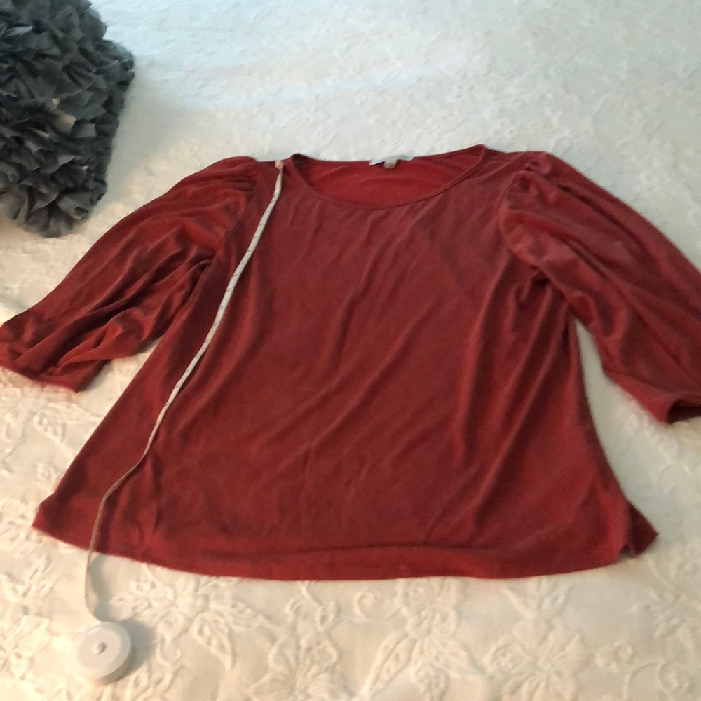 SOLD Woman’s Green Envelope Burnt orange L top